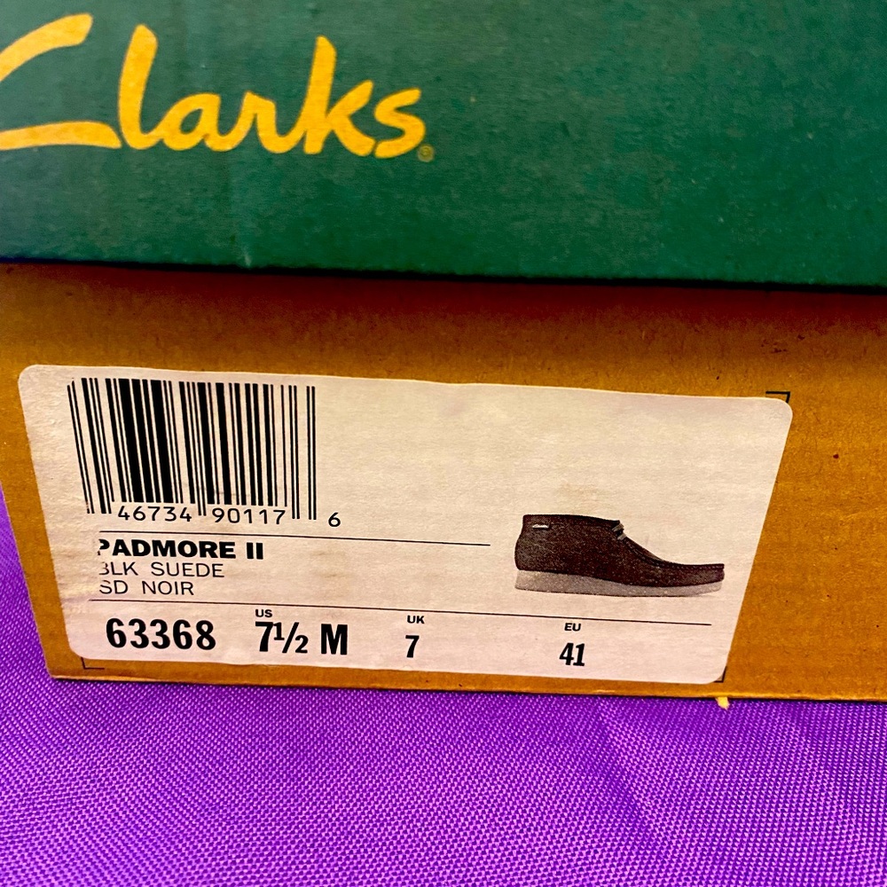 Mens suede 7 1/2 shoe